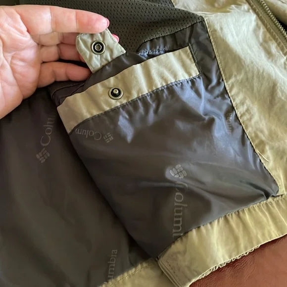 Columbia Tan Windbreaker Lightweight Jacket size large - Picture 9 of 9